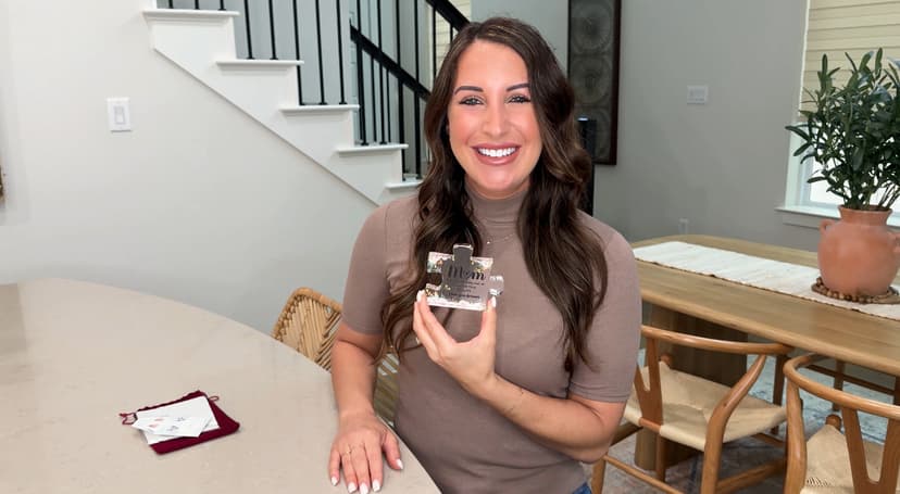 VELENTI Gift for Best Friend for Women - Engraved Acrylic Puzzle Piece - Bestie Present with Cute Quote - Friendship Gifts for Birthday, Christmas, Thanksgiving - Adorable Decoration Piece for Home