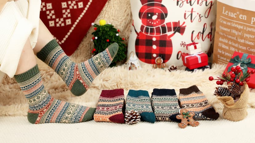 Womens Wool Socks 5 Pairs Warm Winter Knit Wool Soft Vintage Casual Crew Socks Stocking Stuffers Gifts for Women Men