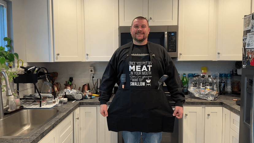 Miracu Funny Cooking Aprons for Men Husband - Christmas, Santa, Birthday Funny Male Gifts for Mens Best Friend, Gifts for Male Friends Guy Boyfriend Chef Man Him - Grilling Grill BBQ Apron w/Pockets