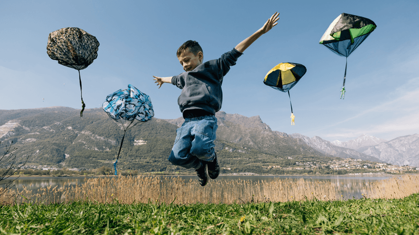 NUTTY TOYS Parachute Toys for Kids - Tangle Free Outdoor Flying Parachute Men, Top Indoor & Outside, 3 4 5 6 7 8 9 10 11 12 Year Old, Best Christmas Stocking Stuffers Idea 2025 Unique Boy & Girl Gifts