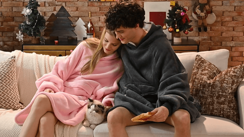 Krifey Wearable Blanket Hoodie, Oversized Sherpa Hooded as Birthday Gifts Christmas Gifts for Mom Women Girlfriend Men, Cozy Sweatshirt with Giant Pocket