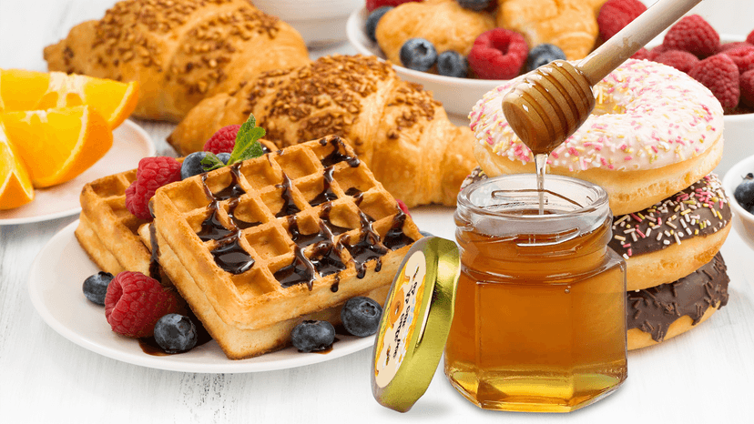 Aliggbent 48 Pack Mini Honey Jars Party Favors in Bulk, 1.5 oz Small Hexagon Glass Honey Jars with Dippers, Lids, Cute Stickers, Bee Charms, Gift Bags and Jute for Baby Showers, Weddings & Birthdays