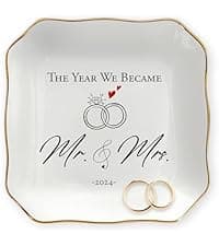OASSIE Wedding Gifts for Couple 2025 - Mr & Mrs 4"x4" Ceramic Jewelry Dish Tray - Bridal Shower Gifts for Women, Marriage Gift Ideas, Anniversary Engagement Gifts for Couples, Jewelry Holder Dish