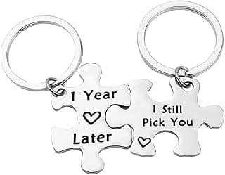 Anniversary Keychain Gifts for Her Him 1 Years Later I Still Pick You Key Ring Jigsaw Puzzle Piece Matching Pendant Keychain Set Couple Best friend Gift for Women Men Wedding Valentine's Day Birthday