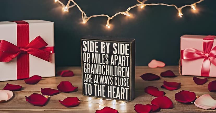 Primitives by Kathy Box Sign, 6" x 7", Grandchildren are Close to The Heart