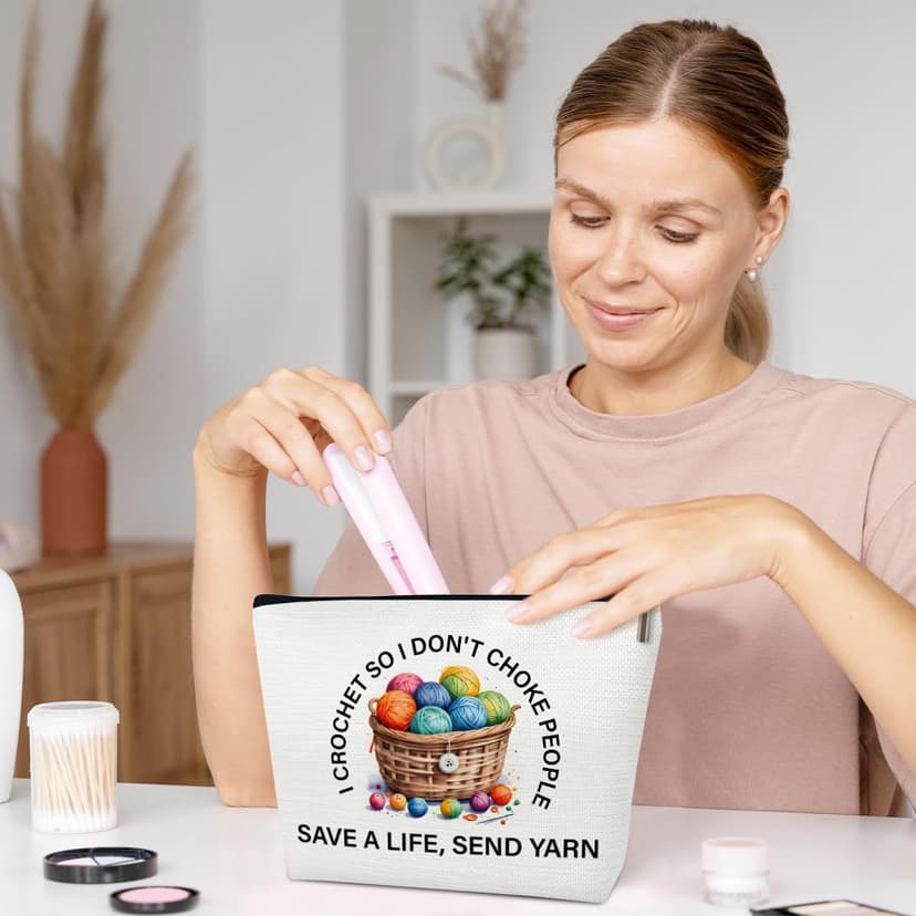 Funny Crochet Gifts Makeup Bag, Gifts for People Who Like Knitters, Knitting Present for Women, I Crochet so I Don't Choke People Cosmetic Bag for Purse