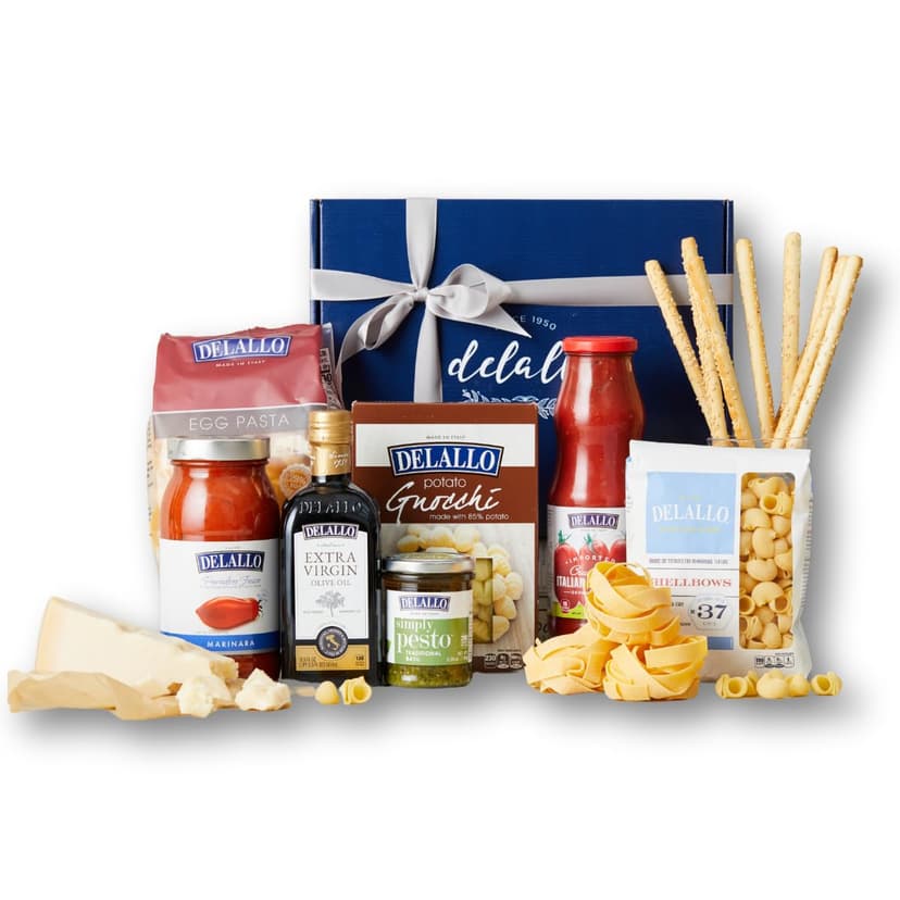 DeLallo Gourmet Pasta Gift Basket, Italian Gift Basket with Imported Lumache and Pappardelle Noodles, Gourmet Cooking Gift for Holidays and Christmas, Handpacked with Gift Box