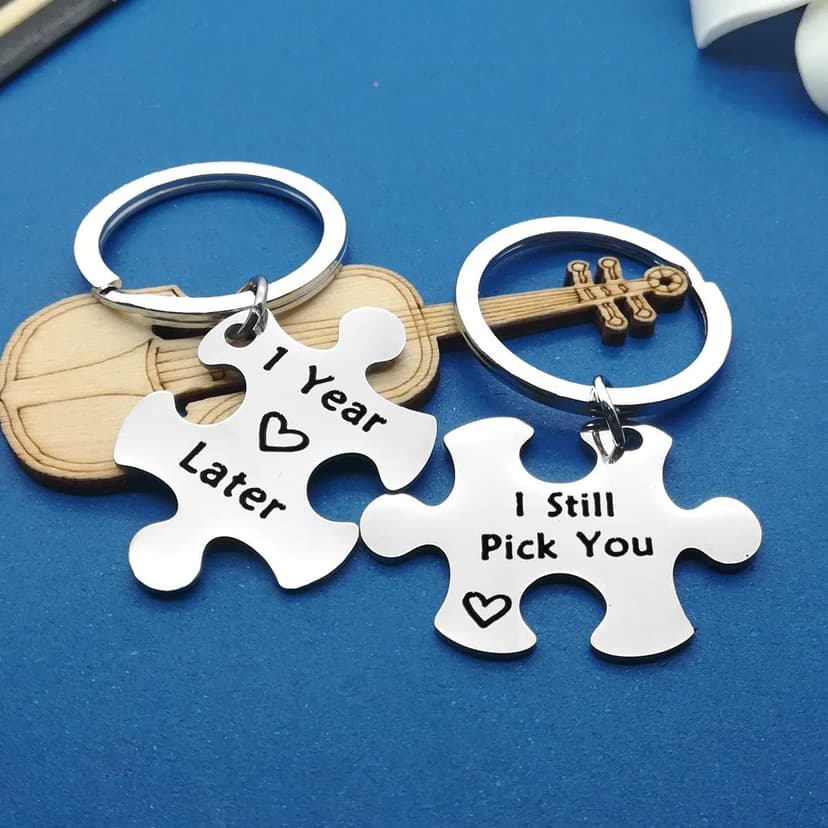Anniversary Keychain Gifts for Her Him 1 Years Later I Still Pick You Key Ring Jigsaw Puzzle Piece Matching Pendant Keychain Set Couple Best friend Gift for Women Men Wedding Valentine's Day Birthday