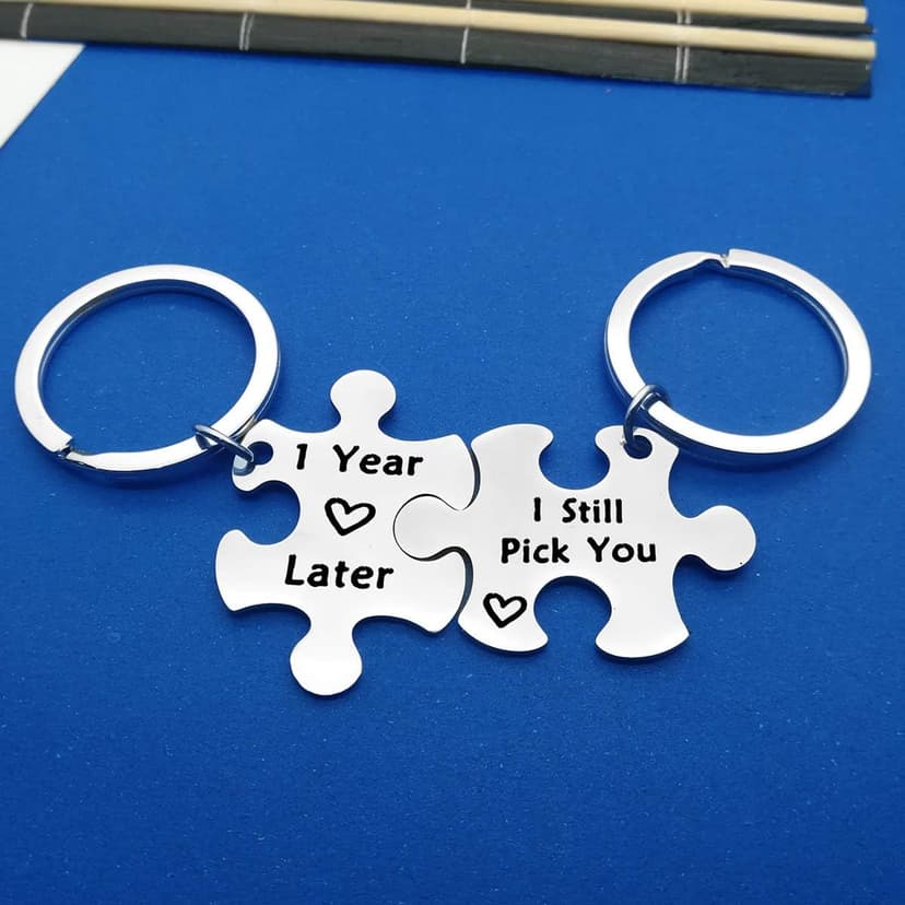 Anniversary Keychain Gifts for Her Him 1 Years Later I Still Pick You Key Ring Jigsaw Puzzle Piece Matching Pendant Keychain Set Couple Best friend Gift for Women Men Wedding Valentine's Day Birthday