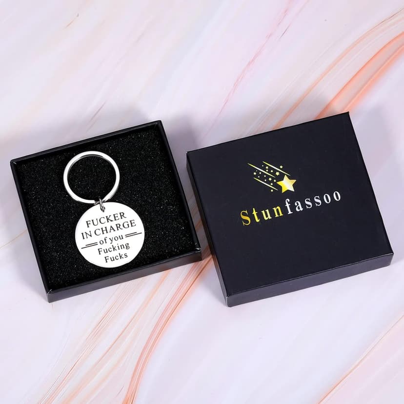 STUNFASSOO Boss Day Gifts for Women Men, Funny Boss Gifts Keychain, Office Gag Gifts for Bosses