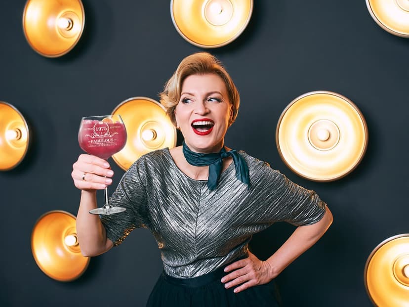 NewEleven 50th Birthday Gifts For Her, Women - Vintage 1975 50th Birthday Decorations For Women - 50 Year Old Present Ideas For Wife, Mom, Grandma, Aunt, Friends, Female - 16 Oz Wine Glass