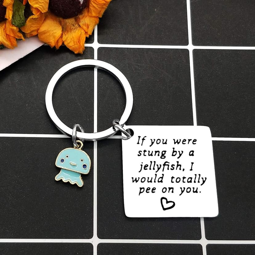 Friendship Keychain Best True Friend Keychain Jewelry Funny Friendship Gift for Teen Girl Boy Women Men Birthday Christmas Graduation Gifts for Best Friends Sister Brother Keyring