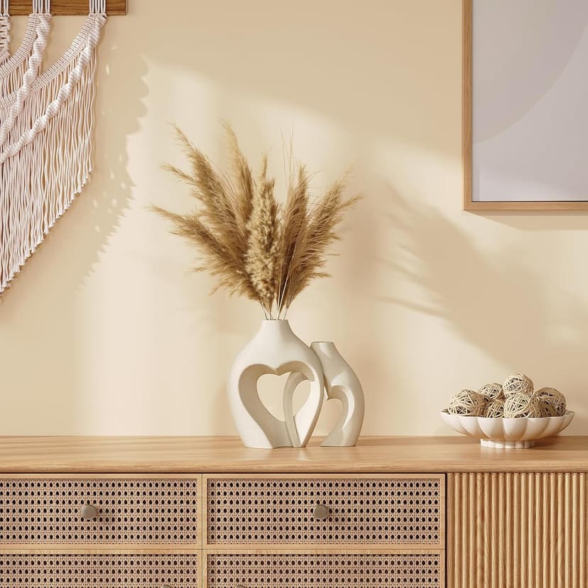 White Vases for Decor, Heart Shaped Ceramic Vase Set of 2, Nordic Heart Shaped Vases, Minimalist Decorative Vase for Table Centerpiece Wedding Dining Living Room Office House Decoration