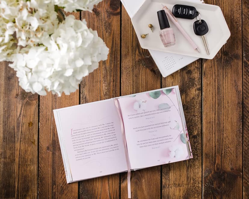 Jesus Calling for Moms, Padded Hardcover, with Full Scriptures: Devotions for Strength, Comfort, and Encouragement (A 50-Day Devotional) - The Perfect Christian Gifts for Women