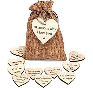 10 Reasons Why I Love You Wooden Hearts - Romantic Anniversary and Valentine’s Gift with 10 Unique Messages in Hessian Bag - Thoughtful Keepsake for Him or Her - Eco-Friendly No Plastic