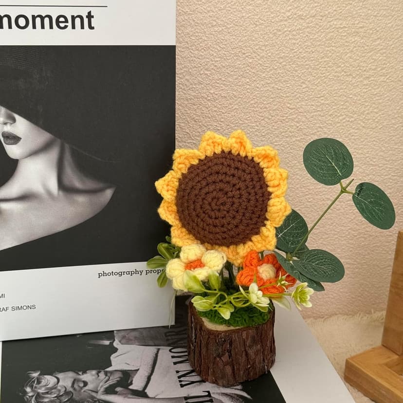 Handmade Crochet Knitted Sunflower Bouquet Creative Knitted Potted Plant Mini Cute Home Desktop Decorations and Gifts for Friends, Lovers, Classmates