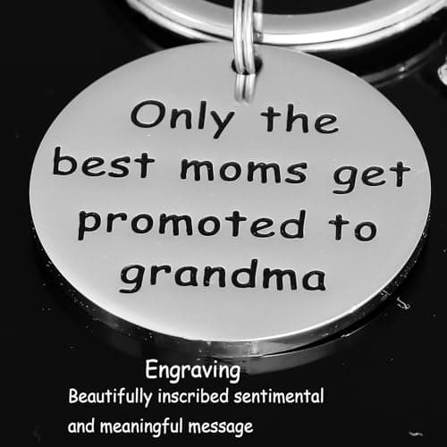 Kivosliviz New Grandma Gift Keychain Grandmother Announcement Gift First Time Grandma Gifts Key Chain