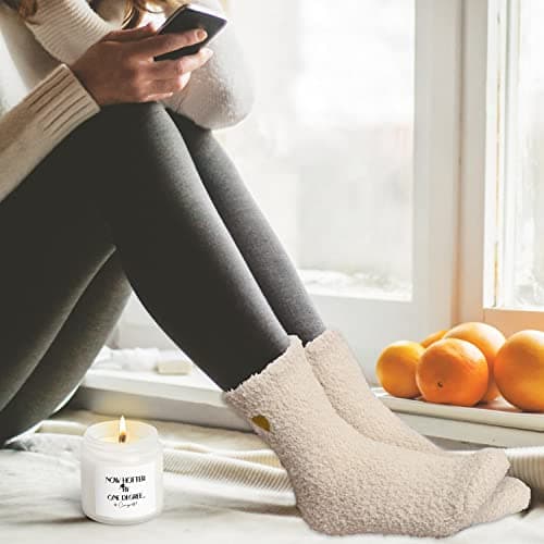 2025 Graduation Gifts,Congratulations Gifts for Her with 12 OZ Wine Tumbler,Candle,Frames,Keychain,Senior College Graduation Gifts for Daughter Son Niece Nephew,Personalized Makeup Bag for Friend