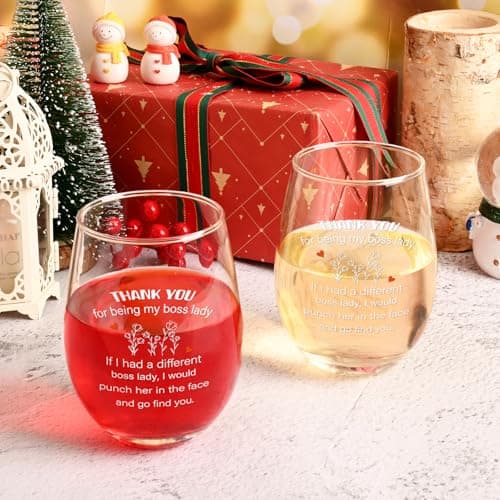 Futtumy Boss Lady Gifts, Bosses Day Gifts for Women, Thank You for Being My Boss Lady Wine Glass, Funny Boss Day Gift Office Christmas Birthday Retirement Gift for Women Manager, 17 Oz