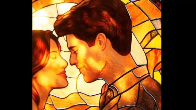 Personalized Photo - Couple Custom Hanging Glass Suncatcher - Birthday Gifts for Her & Him - Anniversary Wedding Gifts for 2025 - Portrait Gift for Family, Wedding’s Day Home Decor