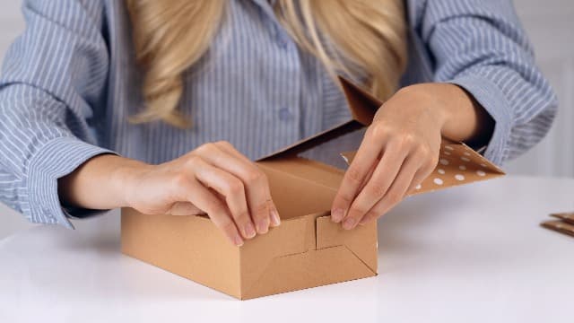 Brown Kraft Cookie Boxes with Ribbons & Window (20 Pack) 8.3 x 6 x 2.8” Food Grade Cardboard Bakery Gift Boxes for Christmas Gift Giving, Baked Goods, Candy Treats, Decorative Holiday Packaging, Empty