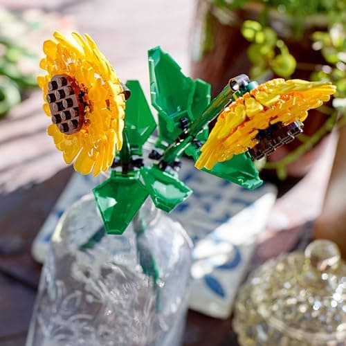 LEGO Sunflowers Building Toy for Kids, Girls and Boys Ages 8+ - Artificial Sunflowers for Home Decor and Display - Birthday Gift Idea for Lovers of Plants & Flowers - 40524