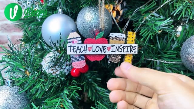 V VIBEPY All Over Printed Teacher Ornament, Teacher Christmas Ornaments Apple Pen Ornaments for Teachers 3.2"x3.5" 2 Layer Ornaments, Gift for Teacher
