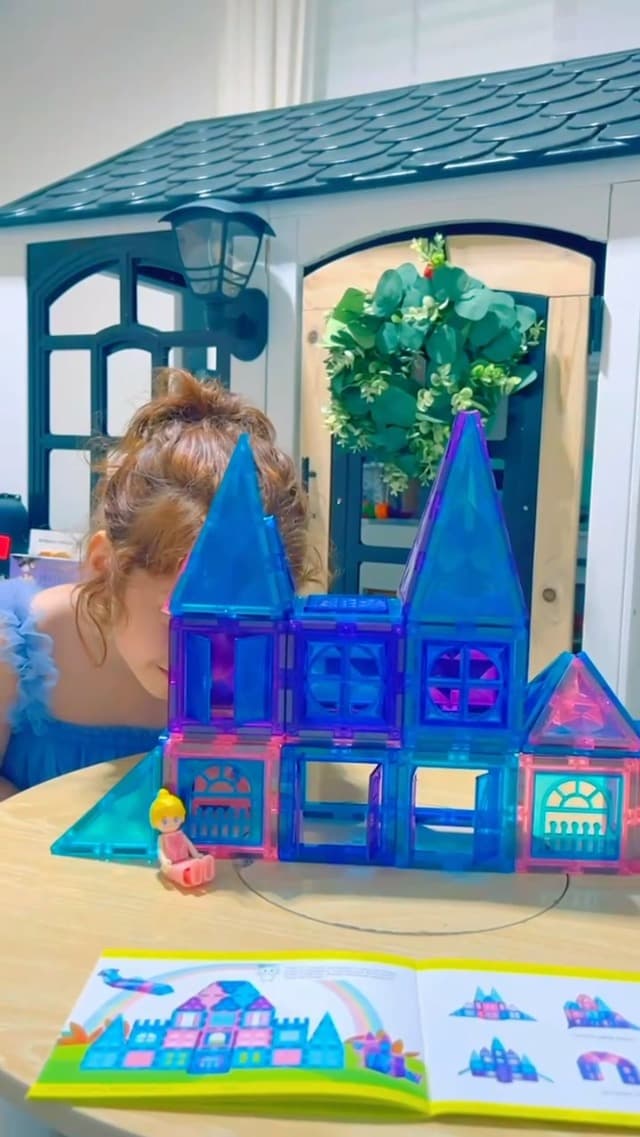 Soyee Diamond Magnetic Building Blocks - Princess Toys for 3-8 Year Old Girls & Boys - 3 4 5 6 Year Old Girl Birthday Xmas Present