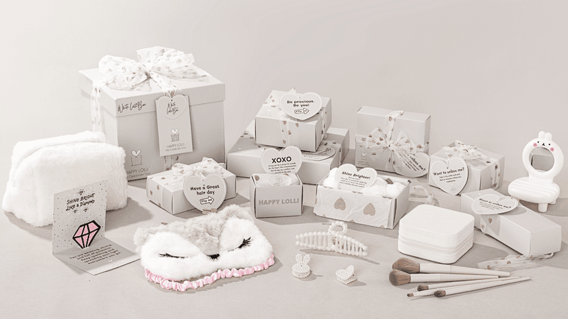 HAPPY LOLLI Birthday Gift for Tween & Teen Girls – 8 Wrapped Gifts with Empowering Tasks – Perfect for Christmas & Birthdays