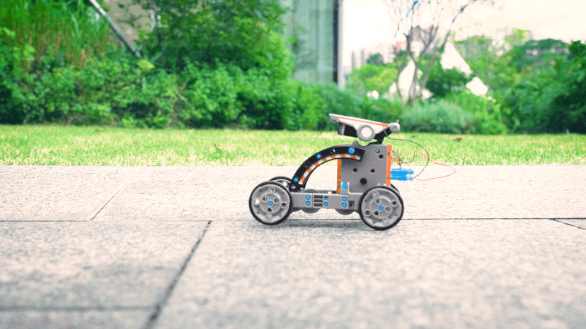 Sillbird 12-in-1 Solar Robot Building Kit STEM Gift for Boys Aged 8-13, DIY Science Educational Robotic Toys for Kids Teens Birthday, Powered by The Sun with 190 Pieces