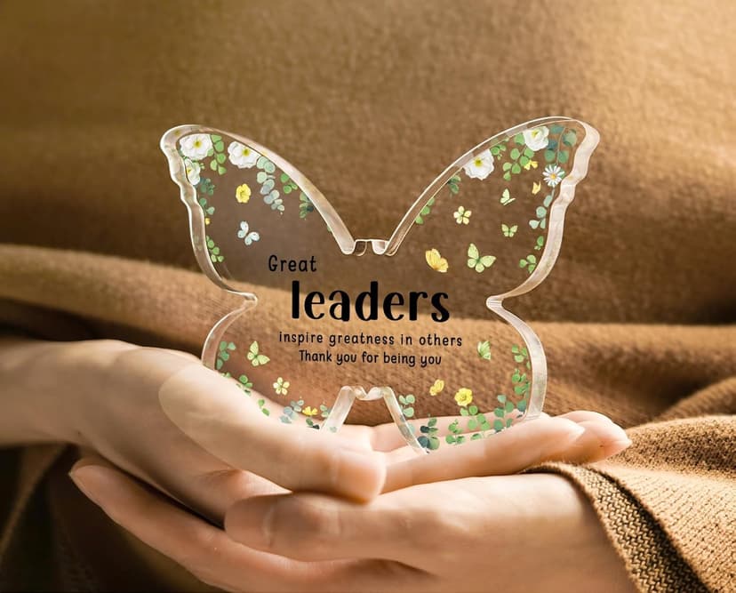 Boss Christmas Gifts, Boss Lady Gifts for Women, 5x3.8x0.5 Inch Butterfly Acrylic Plaque Decor, Birthday Retirement Leaving Going Away Boss Day Christmas Gift for Female Boss Leaders Manager