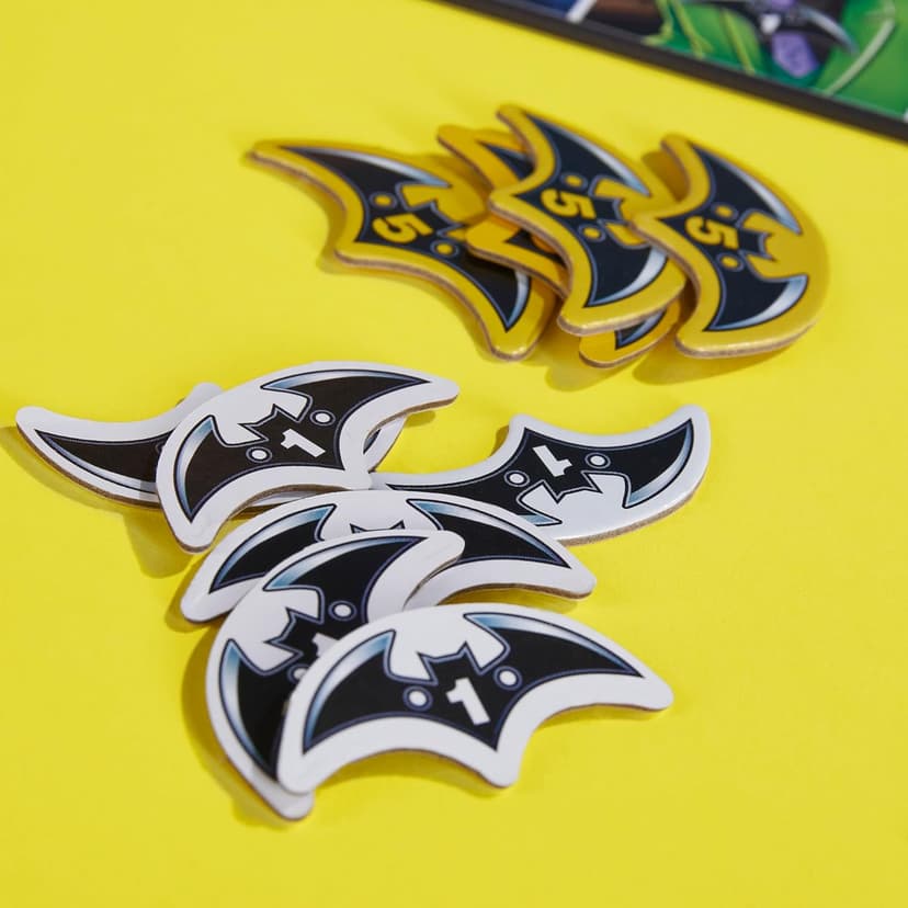 Monopoly Batman Edition Board Game | Monopoly Game for Batman Fans | Ages 8 and Up | 2 to 4 Players | Family Games | Strategy Games for Kids and Adults (Amazon Exclusive)