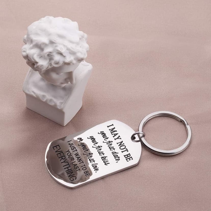 Valentines Day Gifts for Him Her, Couple Keychain Anniversary Birthday Gifts for Women Men Boyfriend Girlfriend Couples Gift Keyring for Women Men Valentines Birthday Wedding Gifts for Husband Wife