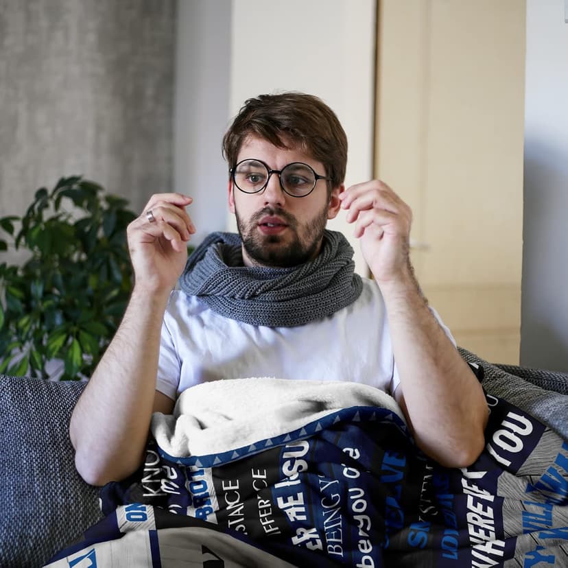 Quilazy Gifts for Brother, Best Brothers Birthday Gifts from Sister, Big Brother Gift for Boy, Cool Christmas Fathers/Valentines Day Graduation Birthday Gift for Adult Brothers Men Blanket 60"X 50"