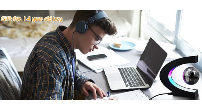 MOKOQI Magnetic Levitating Globe with LED Light, Cool Tech Gift for Men Father Boys and Girls , Birthday Gifts for Kids, Floating Globes World Desk Gadget Decor in Office Home/Display Frame Stand