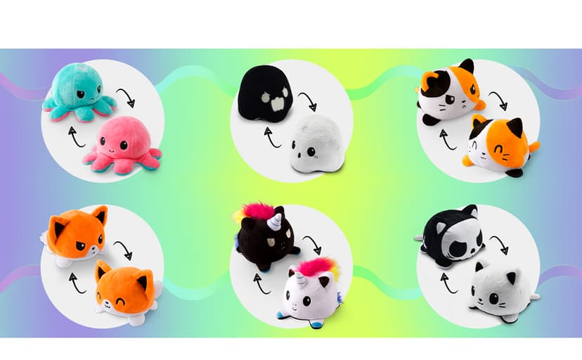 Where's Waldo? Spooky Spotlight Search: (A Halloween Hidden Object Search-and-Find Puzzle Book with a Magic Flashlight to Reveal the Picture - a Perfect Fall Holiday Gift for All Ages)