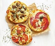 FoodSaver V4400 2-in-1 Vacuum Sealer Machine with Automatic Vacuum Sealer Bag Detection and Starter Kit