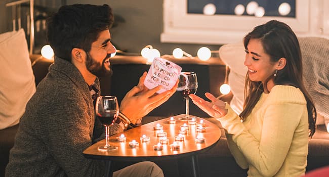 MEATER Plus: Smart Bluetooth Wireless Meat Thermometer Digital | BBQ, Grill, Oven, Smoker, Air Fryer, Kitchen | Perfect for Steak, Chicken, Turkey, and More | Delicious Recipes in App