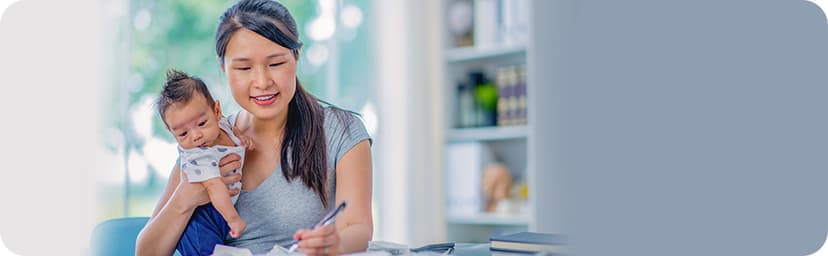 The First-Time Mom's Pregnancy Journal: Monthly Checklists, Activities, & Journal Prompts