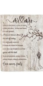 Personalized Wedding Gifts for Couples, Bridal Shower Gift for Bride, Mr & Mrs Photo Frame Holds 2pcs 4x6 Pictures, Unique Wedding Gifts for Newlyweds