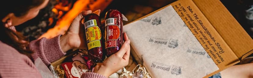 Dan the Sausageman Grizzly 12 Item Meat and Cheese Gift Basket with Summer Sausage, Assorted Cheeses & Crackers - Gourmet Snacks for Gifting