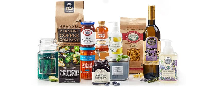 Stonewall Kitchen, New England Breakfast 6-Piece Gift Set with Reusable Basket