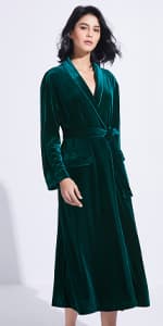 BABEYOND Kimono Robe Cover up with Box Long Floral Satin Sleepwear Silky Bathrobe Bachelorette Robe