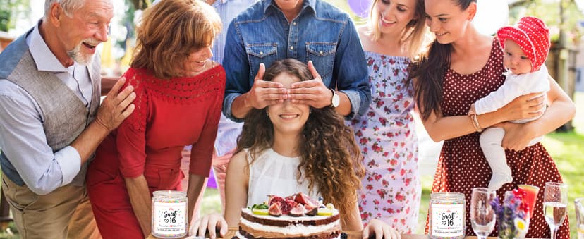 Homsolver 16th Birthday Gifts for Girls, Vanilla Cream Scent Best Ideas Birthday Presents for Daughter, Friends, Sister, Handmade Aromatherapy Candle Decorations