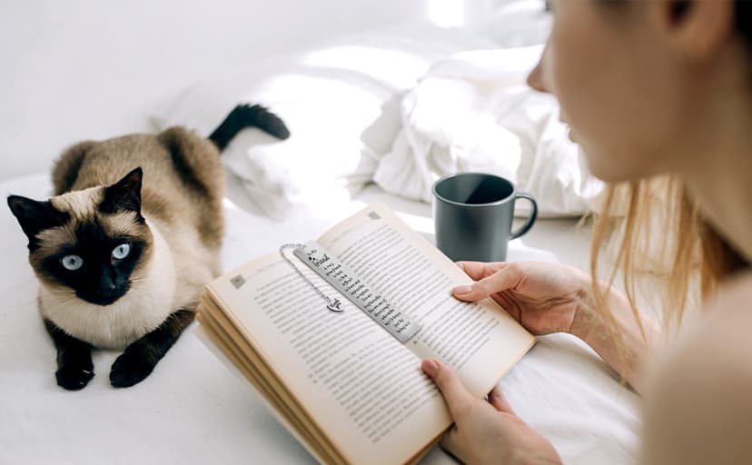 Ouligay Friend Bookmark for Women Book Lovers Gifts Friendship Bookmarks Metal Book Marker for Reading Women Best Friend Gifts for Besties BFF Long Distance Friendship Present Reader Book Club Gifts