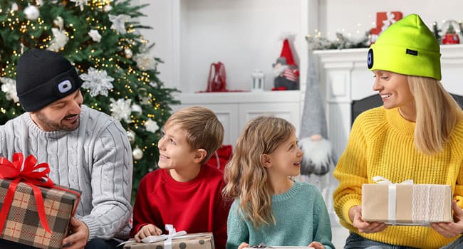 Etsfmoa Unisex Beanie with The Light Gifts for Men Dad Father USB Rechargeable Caps