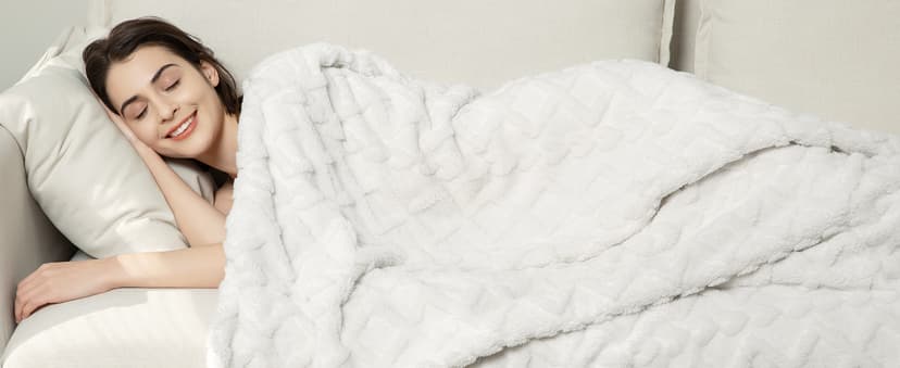 Aganear Fleece Throw Blanket - Cozy Soft Lightweight Fuzzy Throw Blanket for Women Portable Throw Blankets for Couch, Warm Present for Birthday, Christmas, Halloween, Housewarming(50"x60", Khaki)