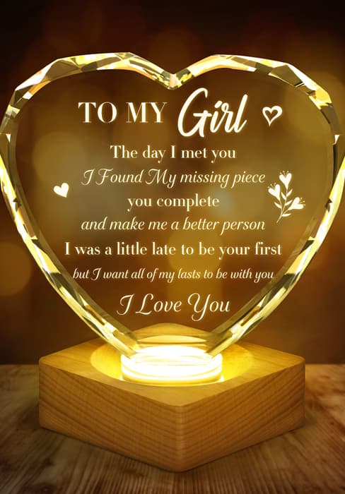 Best Gift to My Bestie 3D Illusion Lamp, to My Best Friend, 3D Crystal Night Light Gift for Bestie's Birthday, Holiday, for Best Friend Sister Girls Women Soft Warm White Colors
