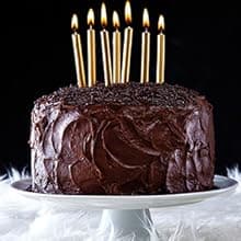 From Crook to Cook: Platinum Recipes from Tha Boss Dogg's Kitchen (Snoop Dogg Cookbook, Celebrity Cookbook with Soul Food Recipes) (Snoop Dog x Chronicle Books)