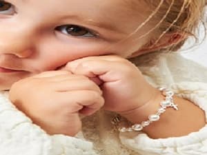 Baby Crystals Pearl Bracelets for Girls, Sterling Silver Cross Charm, Baptism Gifts for Girl, Baby Bracelet with Simulated White Pearls and Crystals, Girls Jewelry Birthday Gift